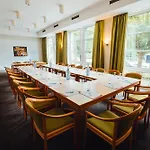 Hk Hotel 4*