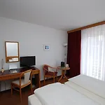 Hotel Hk 4*