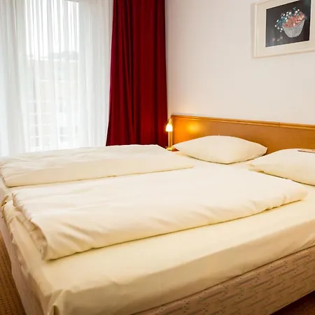 Hotel Hk 4*